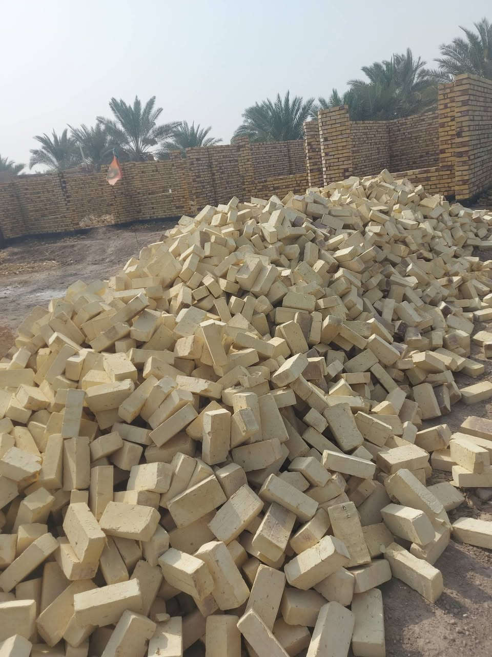 السلام عليكم  يوجد طابوك الشوملي 7000 وزياده150 درجه أوله قوه ولون وعدد. 》توصيل جميع مناطق الحله ***********
