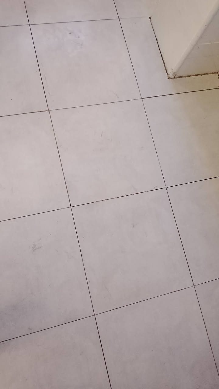 شغل نضيف درجه اولى الي عنده شغل يتفضل خاص او يتصل على الرقم التالي ***********
