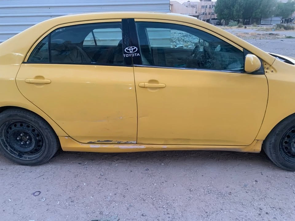 السلام عليكم كورلا موديل ٩ محدثه ١٣ بلكامل حادثها جاملغ وباب دوسه مال صدر بدايتها وربع من البنيد بيها طخه باب الخلفي مال دراجه كير قبل ٦اشهر مبدله مكينه تكص ضفيره جديده سياره حدايه نص عمر. ومبدل البدنه الاماميه لان طاكه وجانت طركع سياره مال جناي مو بياع شره باسمي تحويل ثاني يوم سعرها قفل ٧٥ عليها هيئه وغرامات تنزل من سعرها ملاحضه قلق جنطه الاصلي موجود محدثها جماليه ***********
