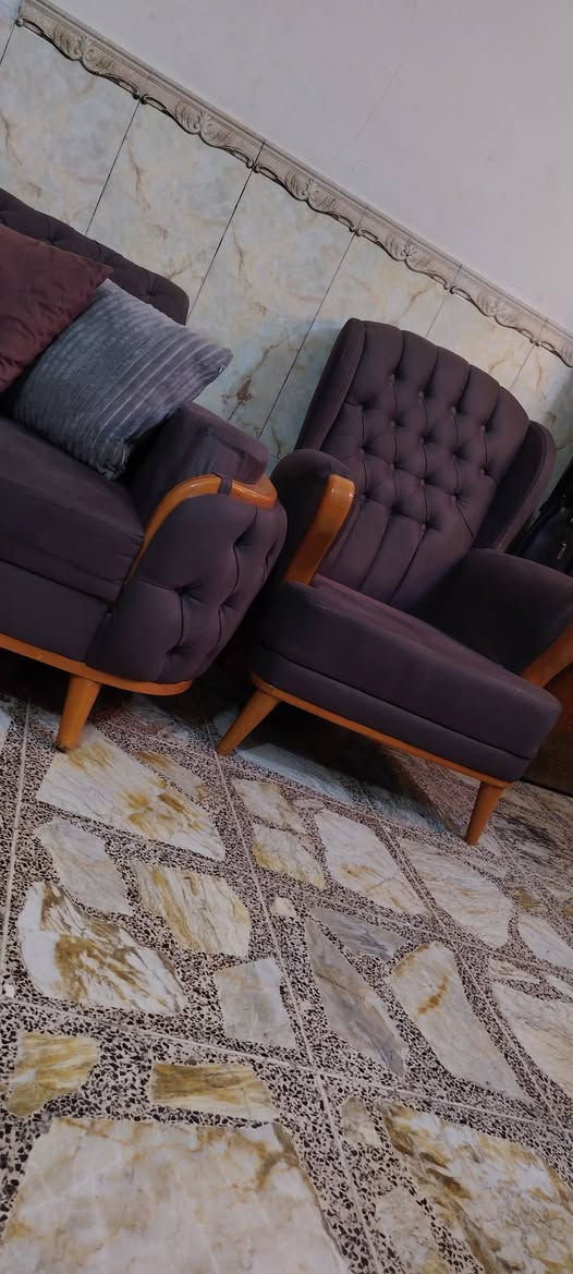 تخم تركي مودرن عشر مقاعد اخو الجديد سبرنك طبي ارجل خشب زان ثقيل جدا وضخَم للاستفسار ***********
