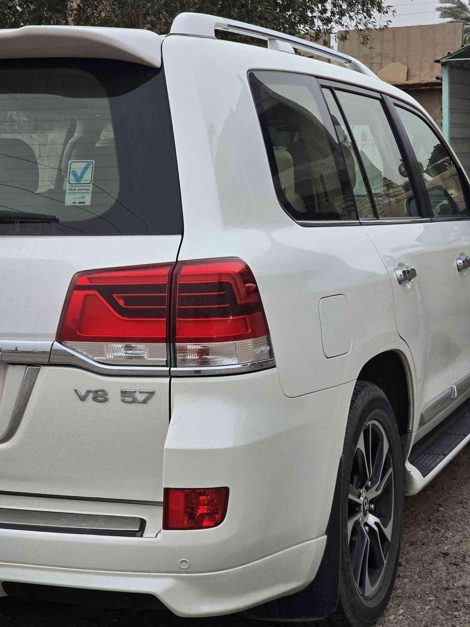 لاندكروز VX.S • فول مواصفات • رقم اربيل