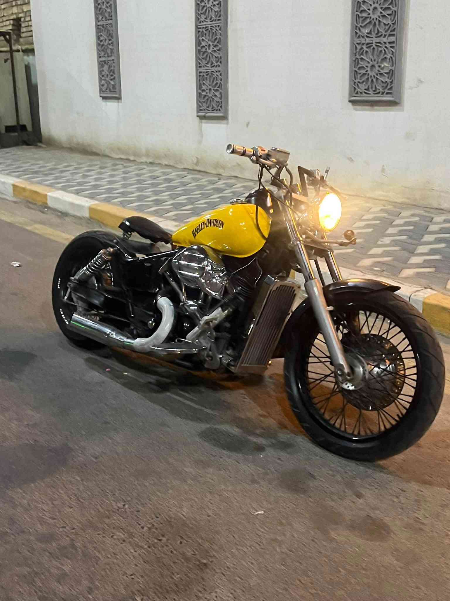للبيع اني مكلف بلنشر  مو راعيه  راعيه ولد صاحبي توا صل *********** ممكانه محافظه ميسان سعره بلاش كفاله عامه رمبه دراجه  مكينه ٤٠٠ صوته دبابه كلش قويه
