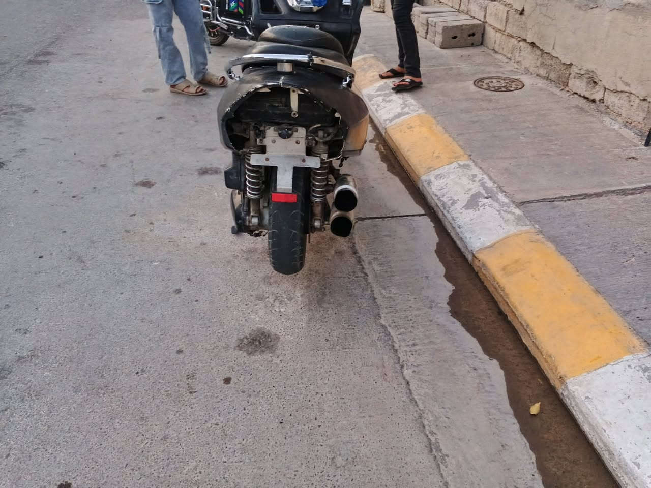 السلام عليكم شلونكم اخوتي الكرام
متوزاييي كلشش اريد ابيع محتاج عل مبلغ 

هوندا فورزة 06 mf نكرة صلف صالنصه رياضي 
البرياكات رياضي امامي وخلفي نكرة صلف تجي تفحص وتاخذ بقناعتك ب600 الف وبيها مجال حك جيتك وتوموروني امر بس كفرات تعبانه
مكان الفلوجه قرب الكماليات 
خط واتساب ‏‪***********‬‏
