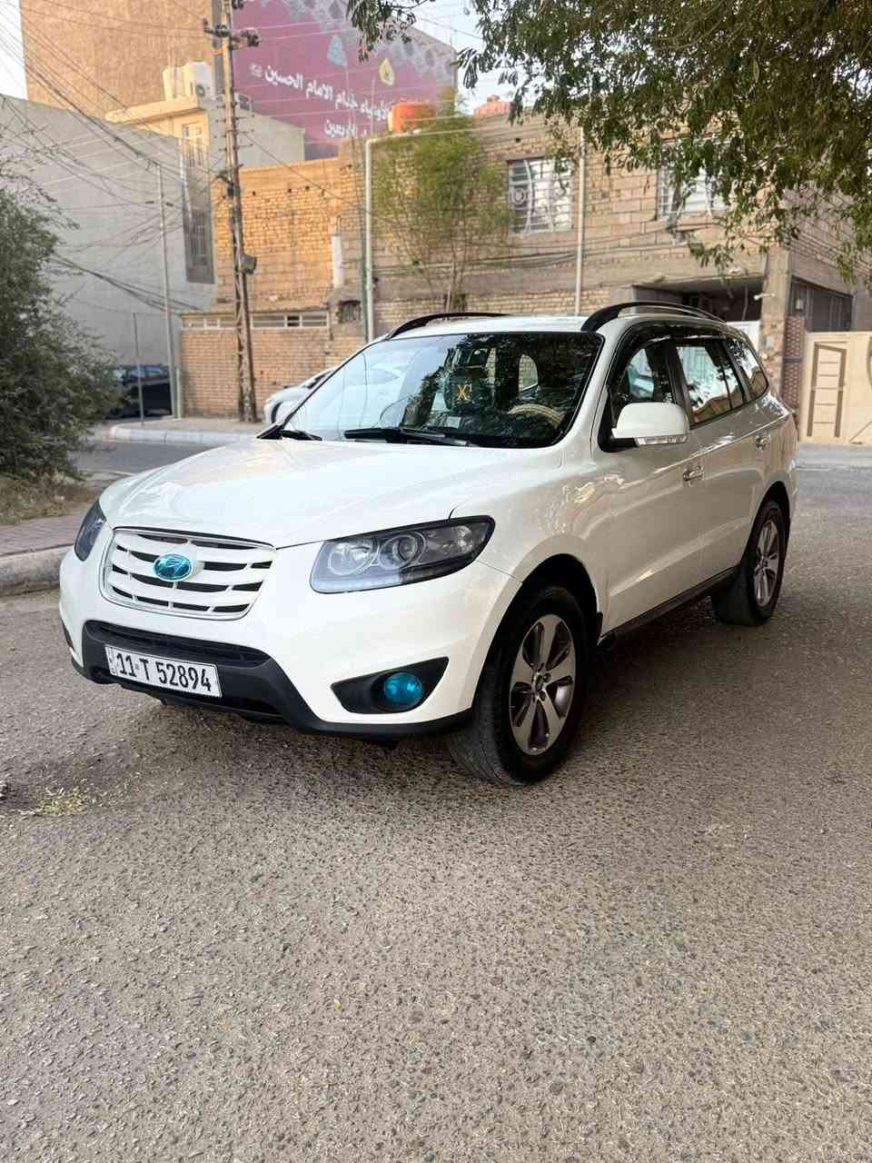 سلام عليكم سياره نوع سنتافي موديل 2012 خليجي فول موصفات فتحه حساسات امامي خلفي كامره دواره تلث قطع تبريد سبع راكب كشنات جلت لادر مري شفط اشابر بل مري كير مكينه حداديه تبريد تخم تاير خير من الله سياره بيه قطعتين اكلير اثر شخوط وراشهن لجماليه السعر 138وبيه مجال العنوان كربلاء رقم الهاتف***********
