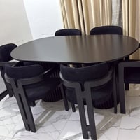 ميز • كراسي • قفل