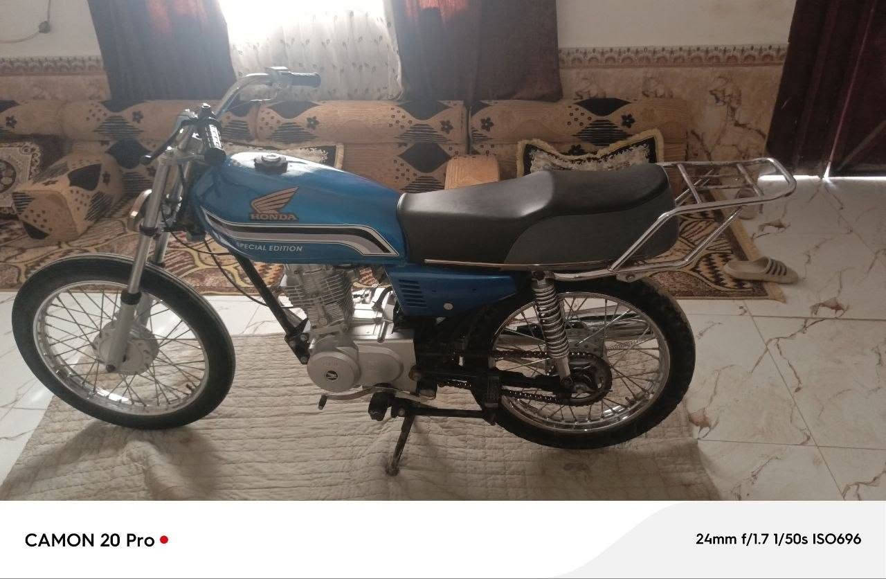 سلام عليكم نامه للبيع تعميره 24 و وشاصي 20 اوراق اصولي مكاني ناصريه مركز رقم الهاتف ***********

نص مكتوب في الصور:
- CAMON 20 Pro • 24mm f/1.7 1/100s ISO115
- CAMON 20 Pro • 24mm f/1.7 1/50s ISO672
- CAMON 20 Pro • 24mm f/1.7 1/50s ISO696
- CAMON 20 Pro • 24mm f/1.7 1/50s ISO706
- CAMON 20 Pro 24mm f/1.7 1/50s ISO1004