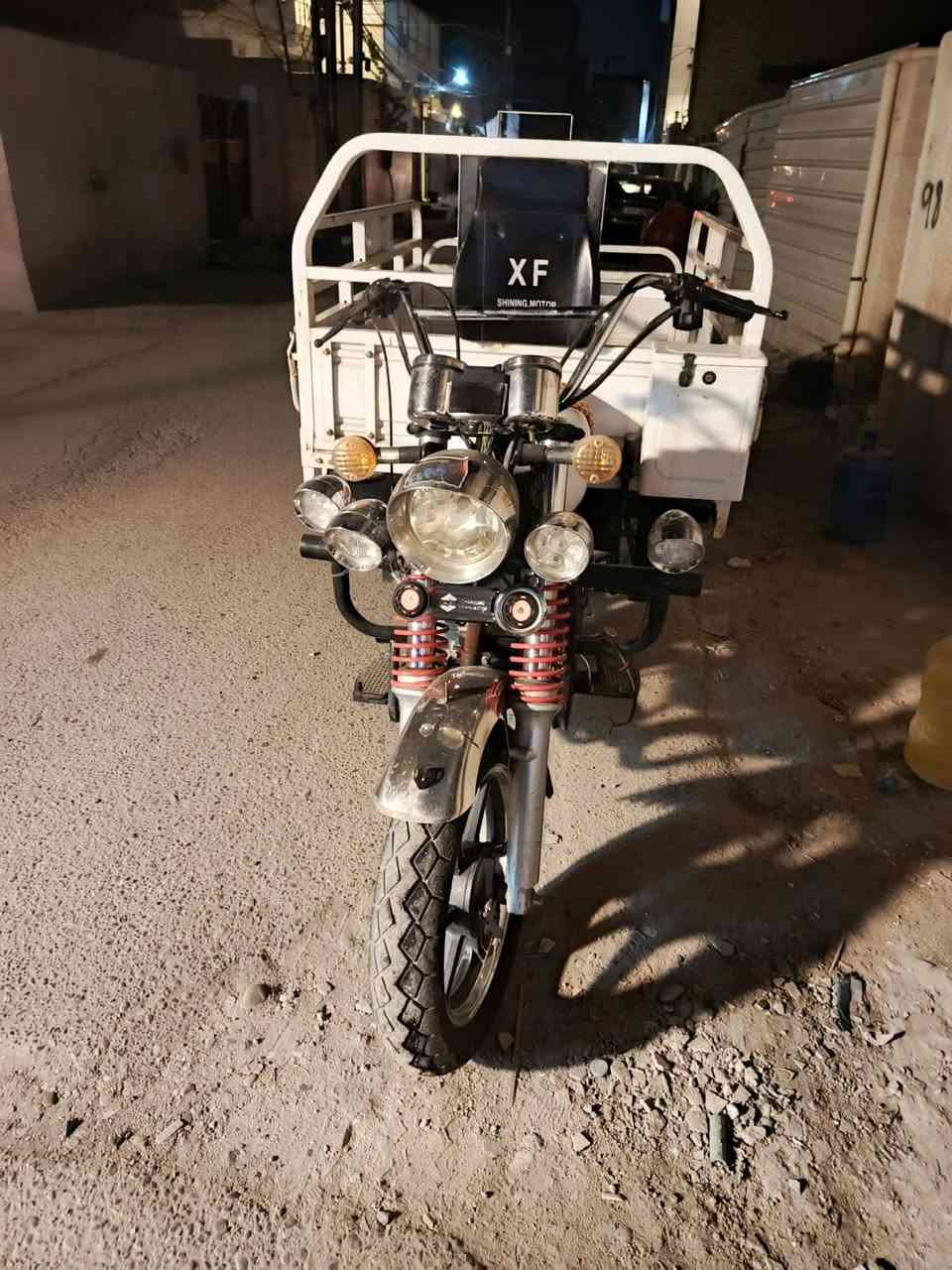 السلام عليكم ستوته جمره البيع اوراق كامله موديل 23حلوه محرك بلادي ولاطابه مصلح كهربائيات كلهه تستغل تايرت جددكيهن سعرهه 2500وبيهه مجال العنوان بغدادالكريعات ***********
