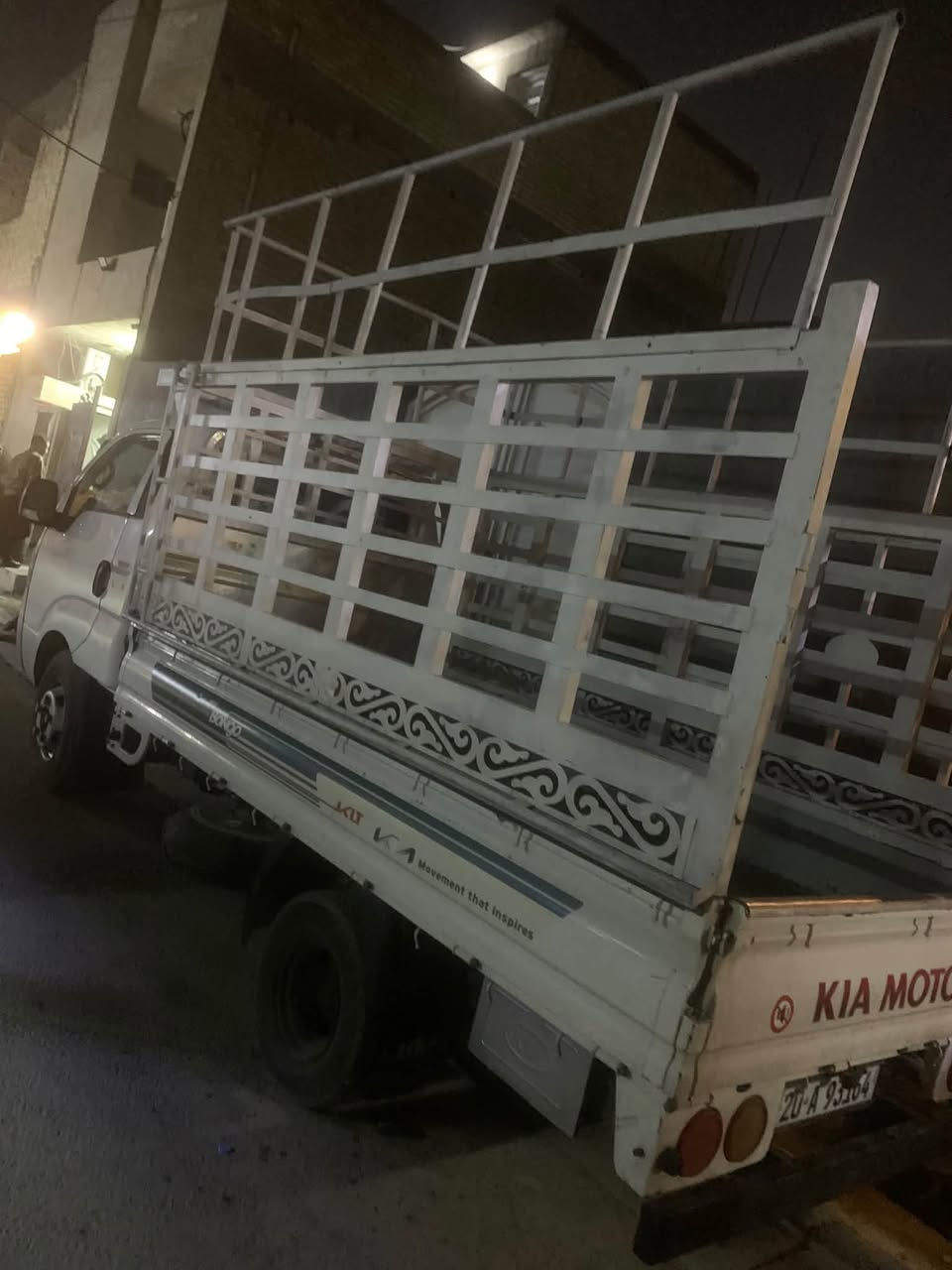 كيا حمل فحل رقم ديالى تحويل ثاني يوم موديل 2021 بيه ضربه باب السايق وتكمه وبنيد سعر 130 للاستفسار ***********
