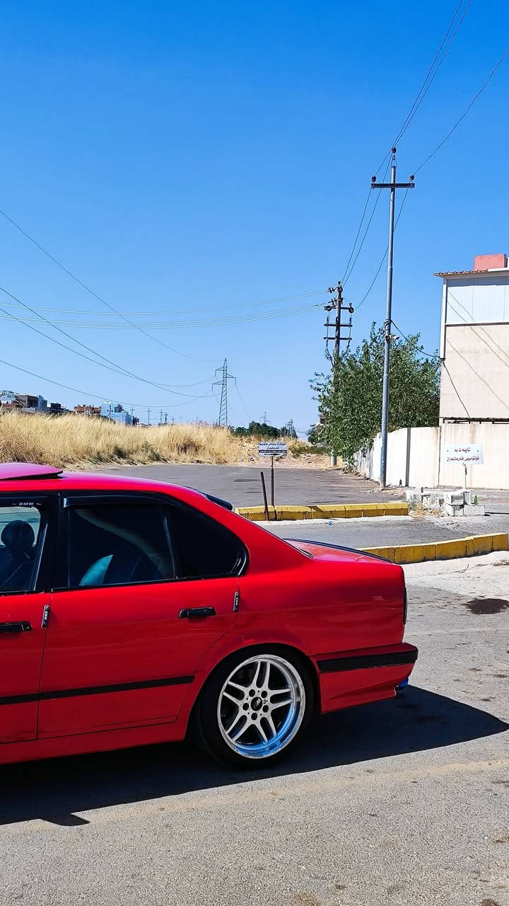 بي ام دبليو 528i • جير ZF • باكج M