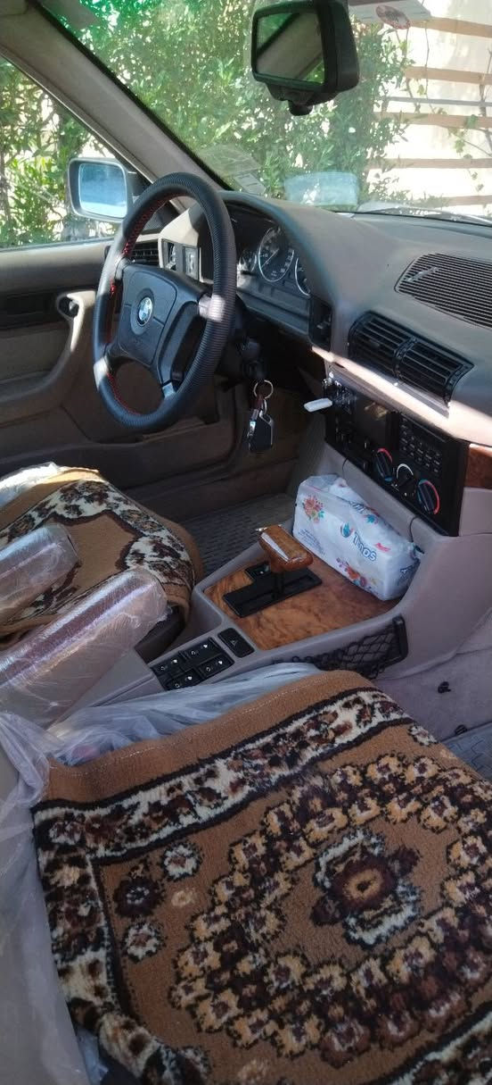 Bmw 1994 525   مشروع وطني رقم 
كركوك نيلي  محرك كبس  شرط بدون بخار كير اوتوماتيك 
سيارة بسمي لحد 2029   كوبون بنزين
مواصفات... دواخل اصفر لوك 
كوشن جلد . تحكمات كوشن كهربائي
 سقف سلايد كهربائي 
 قفل مركزي 
4 جامات كهربائي 
مرايا هيتر + تحكم كهربائي 
 ساج فورمكا
دبل جكمجة
دبل ايرباك استيرن ايرباك
سيارة كود سكيوريتي
بردة جام ورا كهربائي 
تايرات اندنوسي + ويل حسير جديد
صدر دبلات بشرط 
دعامي بلاد 
تبريد شغال 

ABS
بدون اي نقص شرط تحويل 

موبايل ***********  شراي يخابر كركوك, العراق

