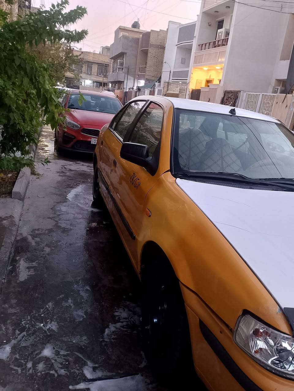 سلام عليكم سمند للبيع موديل 11 كشر حلو مكينه كير مكفولات جدد تبريد ثلج بنكات جدد دايمنو جديد باتري جديد تخم تاير جديد سياره جاهزه رقم بغداد مكاني الشعب 
*********** واتساب
