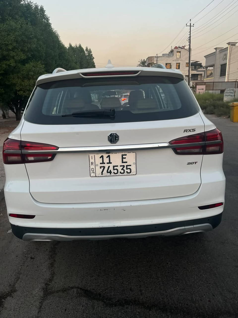 Mg rx5 
موديل 2021
ماشية 71000 كيلو
مابيها أي ضرر ولا حادث فقط چاملغ ايسر شبر بارد 
حدادية صدر جديدة وسنوية جديدة وارقام انگليزي جديدة هذا الشهر طلعتهن
تبريد ثلج+مابيها أي رصعه 
(المحرك 2000cc تيربو)
السعر 115$ وبيها مجال لليجي يشوفها
***********
موجود واتساب للاستفسار
