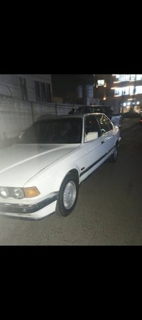بي ام ٧٣٥ • مكينة ٦ • رقم بغداد