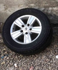 ويل ١٨ • لاندكروز • سبير`,`تك واحد