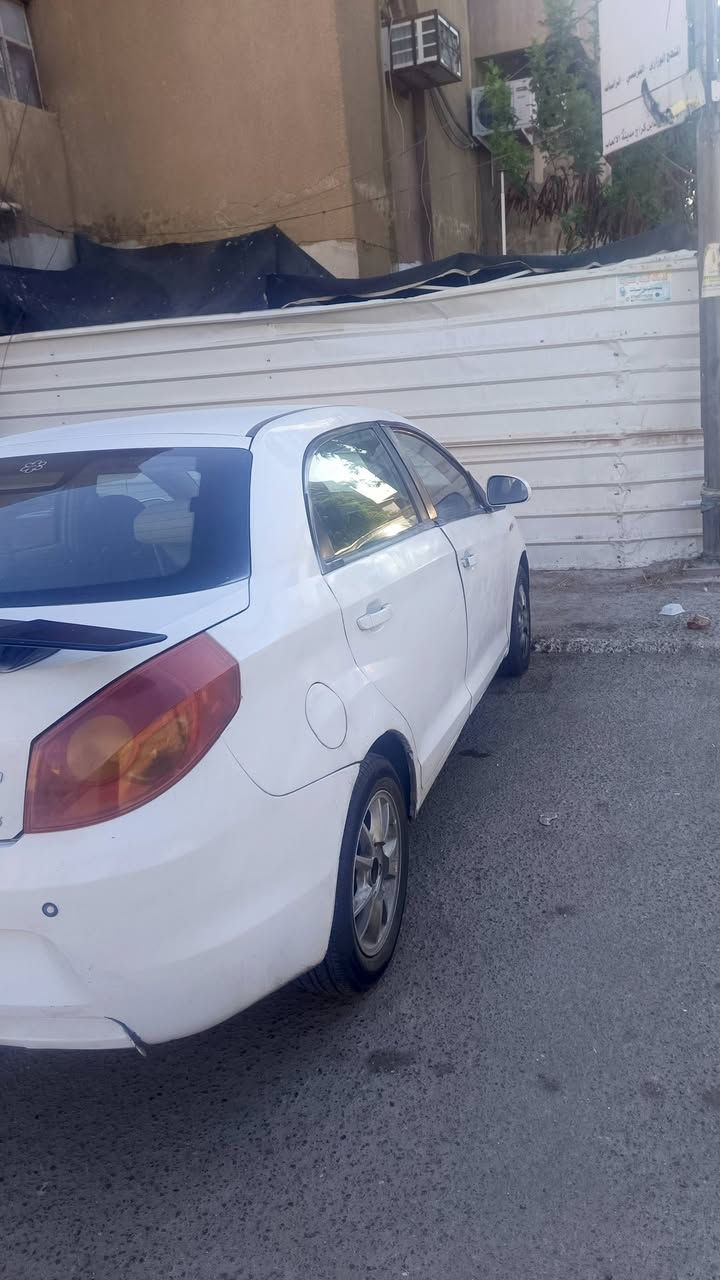 كير جديد محرك خير من الله مشروع وطني رقم جديد وهزه جديده تحويل مباشر ( سعر ٢٣ وبيها مجال ) 
(مستعجل ع بيع)  سياره حلوه دوشمه جديده شاشه تاب جديده سماعات جديده تايرات جديده
 مكان سياره بغداد 
***********
