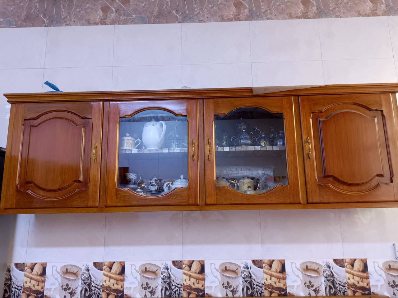 كاونتر مستعمل
احطاطه صاج داخل وخارج 
نضيف جدا
3 قطع
طولين قطعتين مترين 
وسنك 160
سعر 700
وبي مجال
العنون الغزاليه الكفائات
الرقم***********
