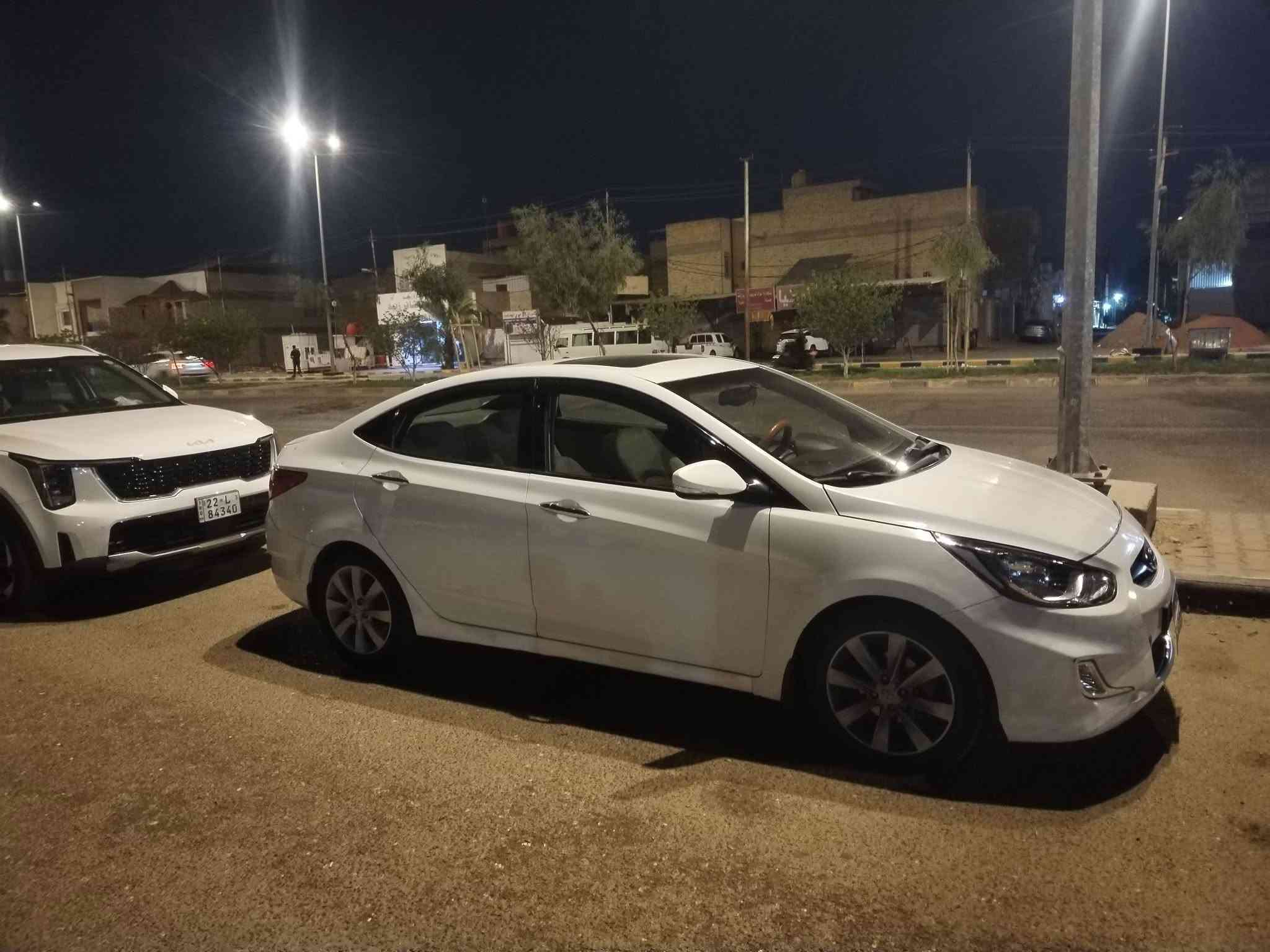أكسنت ٢٠١٣ فول مواصفات ما بيه صبغ فقط بارد وموضح في الفيديو رقم أربيل بأسم كردي وكالة أو تحويل موجود سنوية نافذة سعرها ب٨٦ وبيه مجال مكاني كوفه شارع ال عيسى عمود 159 للاستفسار ***********
