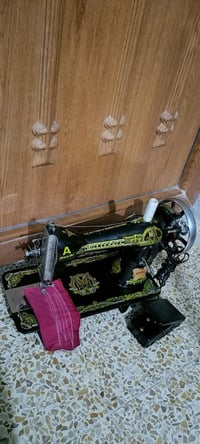 فراشه هندي نضيفه حيل شغاله بدون؟ ميز ؟ سعرها مع توصيل 55 ؟ 07502082909...