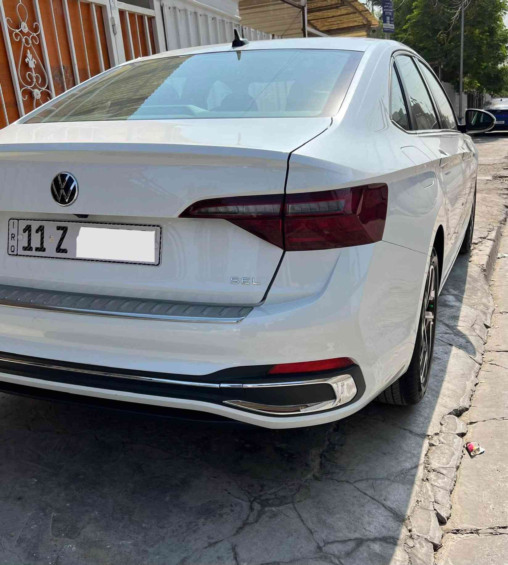 من رخصة الادارة المحترمة
‎فولكس واكن جيتا موديل : 2024
وين الي يدور فول وابيض 
‎اللون : ابيض لؤلؤي 

‎عداد المسافة : 13 الاف ميل فقط 

‎حجم المحرك : 1.5L TURBO ( 4,سلندر )

‎ملاحظة السيارة : فقط  صبغ بنيد بدون دواخل%100
ايرباك ستيراً ودشبول ومبدل سستم كبسوله اصليه وعظمة دشبول بلادي
‎الفئه : 𝐒𝐄𝐋.𝐏𝐑𝐄𝐌𝐎𝐔𝐌
‎فــــول فــــول مــــواصــــفــــات 1/1
دمام خلفي 
سستم صوت 🔊🔊 ارقى وانقى نظام صوت بالعالم 
‎‏‎ سقف بانورما
‎‏‎كيجات دچتل الكتروني  
‎‏‎بصمة ابواب 
‎‏‎بصمة تشغيل 
‎تشغيل عن بعد : Remote Start
‎‏‎شاشة دشبول ديجيتال
‎شحن هاتف  وايرليس 
‎‏‎360كاميرة
‎هاند بريك بصمة
‎اوتو هولد :    Auto Hold
‎اوتو ستارات : Auto Stard 
‎اوتو ستارات : Auto Stop‎
‎رادار امامي (تحديد مسار)
‎‏‎رادار جانبي (نقاط عمياء)
‎‏‎رادار خلفي (التحذير من الاصطدام)
قيادة ذاتيه 
انارة داخليه محيط السياره تتغير مع نظام القيادة
‎‏‎حساسات جانبي
‎‏‎حساسات خلفي 
‎نظام : Eco
‎نظام :  Normal 
‎نظام : Sport
‎نظام : Custom 
‎تحكمات استيرن
‎استيرن هيتر
‎كشنات جلد
‎كشنات كهربائي
‎كشنات خزن+ميموري
‎كشنات تبريد
‎كشنات هيتر
‎تبريد لمس
‎تبريد مركزي
‎لايتات LED عدسة زينون
‎بكلايتات LED بلادي
‎ويل كروم دعاية
‎بجم كروم بلادي 
‎لايت عدستين زنون + كشاف led نهاري مع اليد 
‎لدخلفي  
نظام Car play لا سلكي + Android auto 
دواخل جلد 
تدفئه كشنات خلفي 
السعر 187 وبيها مجال تعال وتشلع عيوني 
الهاتف ***********
