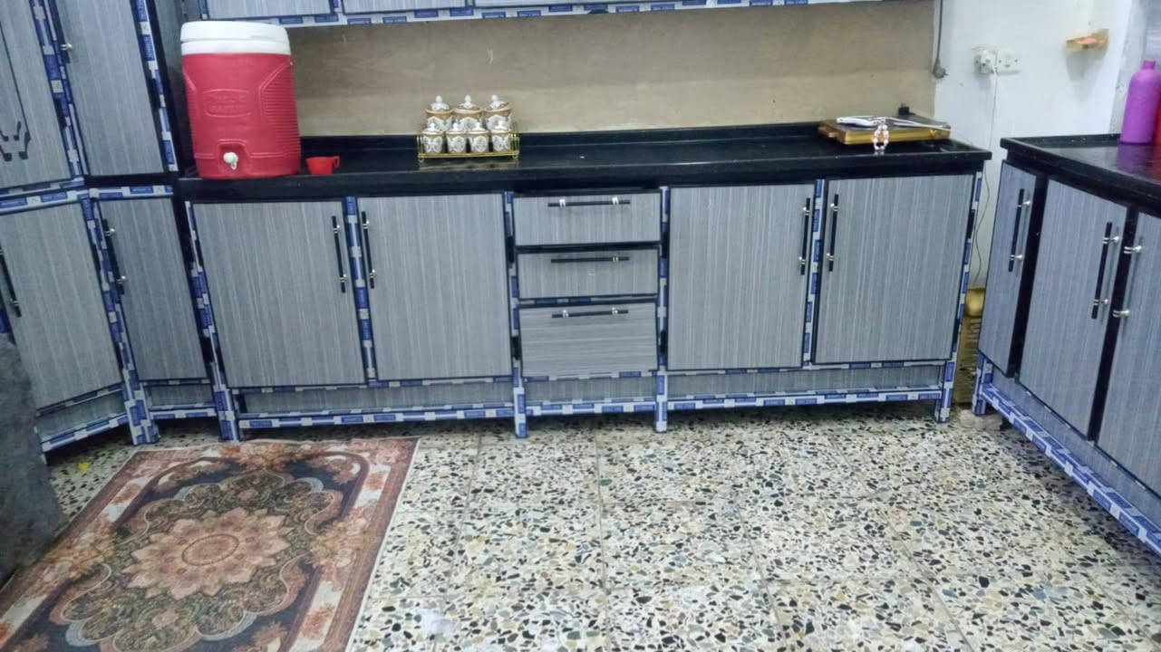 السلام عليكم كاونتر للبيع. تفصال شغل درررررررررَجه اولى  ماخذينه ب واحد و 400. ..السعر المطلوب ب800 قفلللل للاتصال ع رقم ***********
