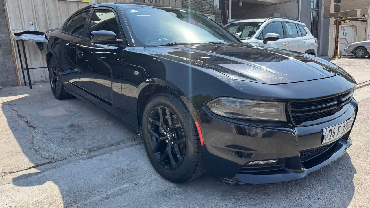 Dodge Charger

Sxt plus 2018
مواصفاته مال بلاص 
- كشنات جلد تدفئة تبريد و كهرباء الاماميات والكشنات الخلفية تدفئة 
-نقطة عمياء 
-فتحة سقف 
-حادثهه طابة كلين و  هنا صار بيهه بابين والجاملغ امامي جهة اليمنة مبدل بلادي نفس اللون وبيهه بارد شي بسيط بالصندوق 
-السيارة بدون صبغ حاليا 
بدون لغد ولا شواصي ولا دواخل ولا ايرباك 
-ماشية  102mi 
-لايتات زارعلهه عدسات ليد وليزر  وبيهن ضمان 
- مبدلهه فريز جديد 
-دسكات وتايرات جدد
صدر جديد مصفره كله المعنى ماتصرف عليهه شي  
- سنوية وهزة جاهزات
 
السعر : 19000 وبيهه مجال
 
*********** بغداد, العراق

