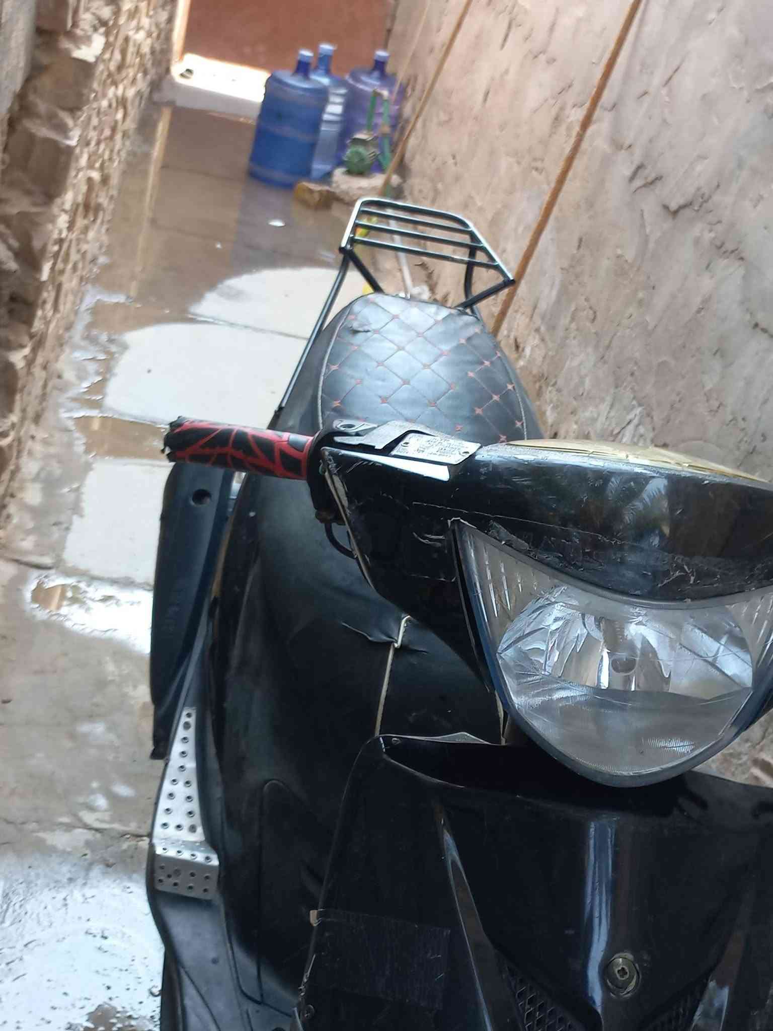 بسبب الوعود الكاذبه
دراجه ماكس عدله 

بسعر قفل٣٣٥$

نقصها ويل خلفي بل خلفي 

***********
