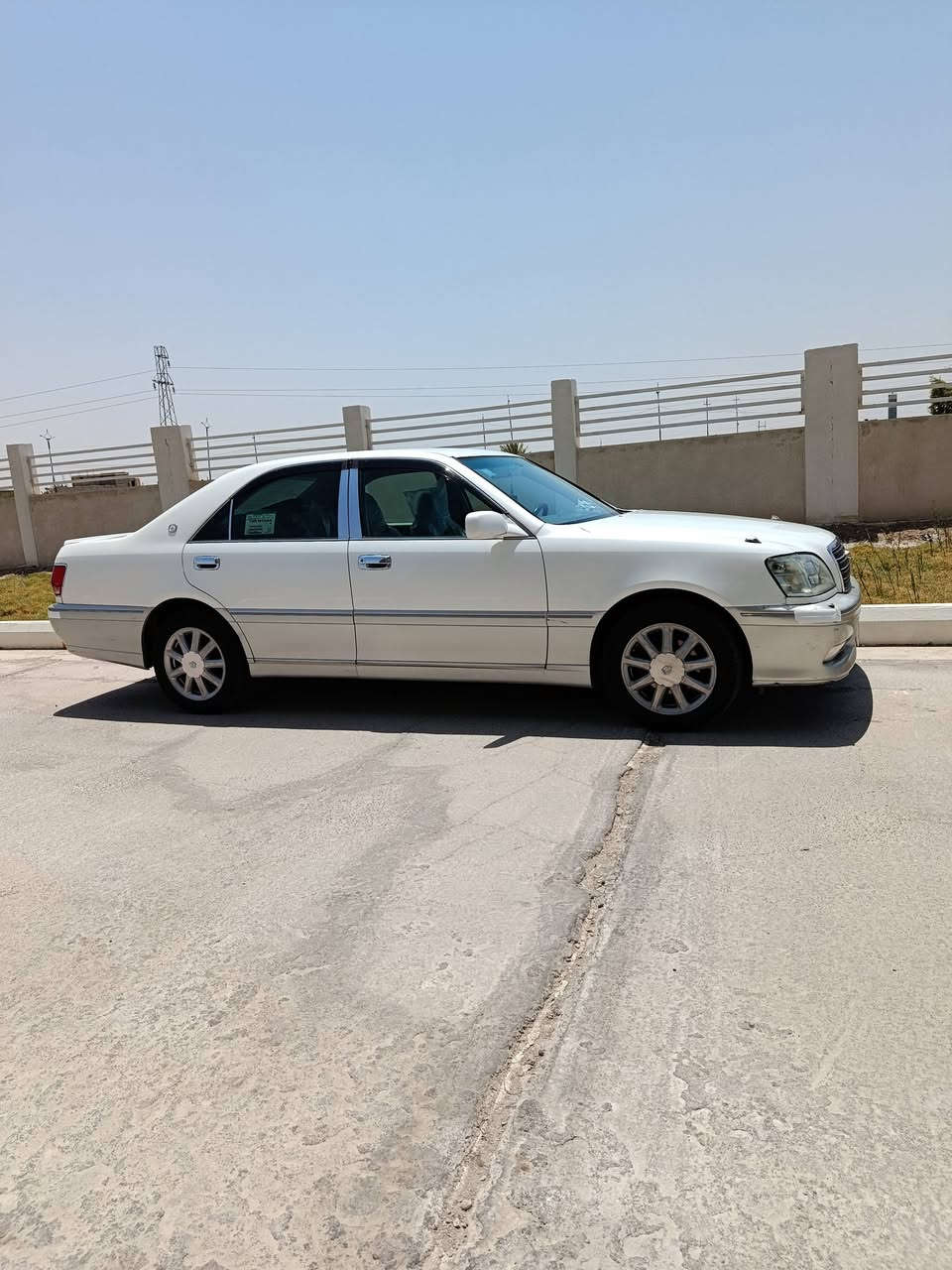 السلام عليكم ملكه للبيع دكمتين كرستال اصل  تبريد ثلج 
گصه قماره شوف عينك الشغل واحد ع واحد تحوير نجف دشبول نجف لايت زنون رقم بصره تحويل ثاني يوم للتواصل ***********السعر116وبيها مجال للشراي
