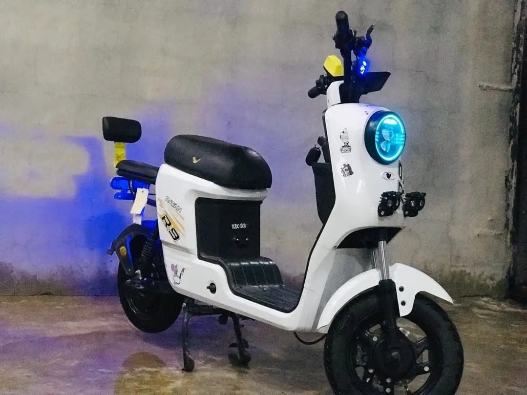 ار 9 لبيع كل عيب مابي بطاريات شرط الفحص نضافه فول شرط انطيك شغال كله موديل 25 
سعر 450 بي مجال شراي تعال خاص
