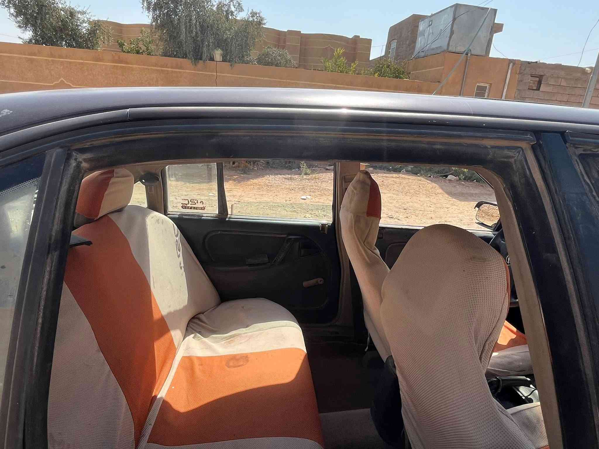 اوبل للبيع بسم واحد من الرطبة السعر 20 رقم ***********
