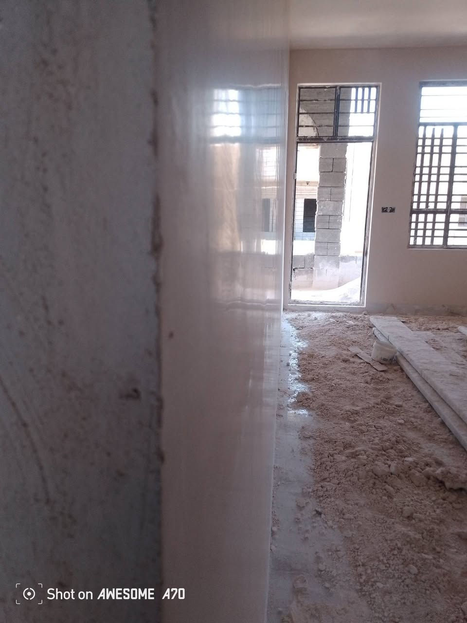 السلام عليكم كادر جص وبياض متفرغ حاليا
الكادر متكون من 4 اسطوات 4عمال 
شغل درجه اولى 
مساطر كبان وخيط 
شغل جدًا نضيف 
  التزام بالوقت والعمل 
متواجد كل المحافظات 
للاستفسار 
***********
***********
يوجد واتساب
