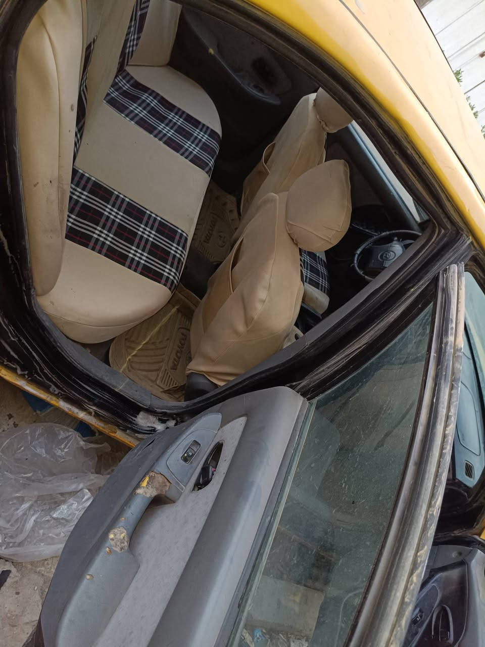 🚗 للبيع هونداي النترا 2004
🔹 رقم بغداد تحويل ثاني يوم سنويه ساقطه 
🔹 محرك 2000 CC
🔹 كير أوتوماتيك تبريد شغال 
🔹 السيارة جاهزة للاستخدام

💰 السعر38ورقه 
📍 الموقع: بغداد الجديدة
📞 للاتصال: ***********

🔸 البيع للجادين فقط
🔸 مكانها  بغداد الجديدة خلف مرور الرستميه 

رزق الله المشتري والبائع 🤲
