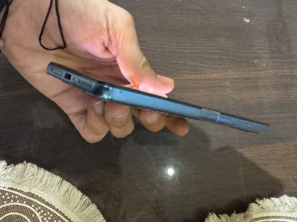 السلام عليكم .
جهاز بوكو X4 برو G5
جهاز نضيف استخدام بسيط 
ذاكره 256
جهاز مفيد من ناحيه ألعاب او تخزين 
بي الضهر مكسور ومغلف ما مأثر ع جهاز وكله على وضع بلاد ما مبدل 
سعر 145 بي مجال بسيط 
***********
