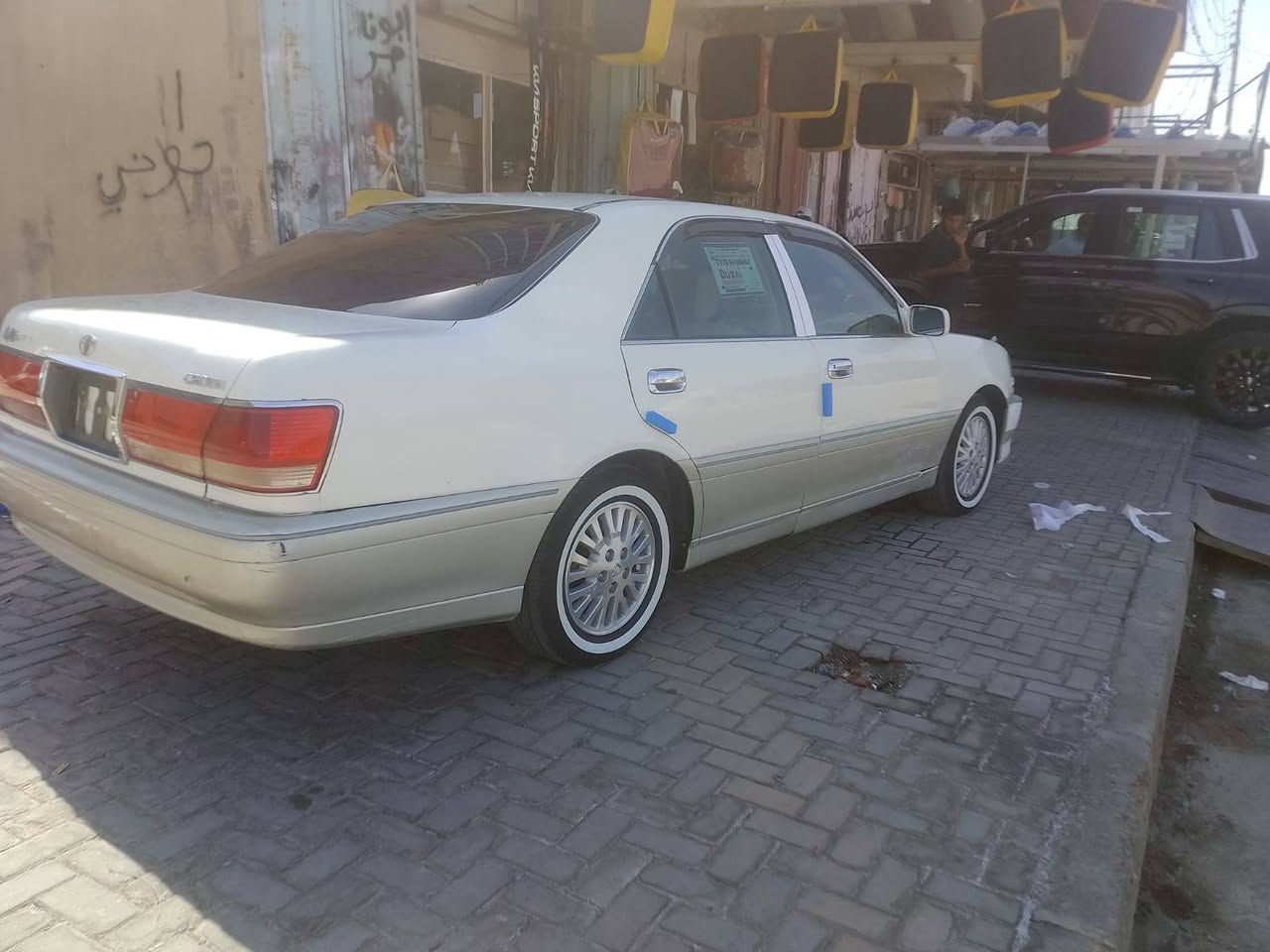 ملكه كص جنطه مكان شطره كرستال اصل كشتات كهربائية ستيرن كهربائي لايت زنون عالي وناصي تبريد ثلج مكينه وكير حدادين شاشه برده خلفيه دكمتين تاير كفاله سعر 28بيها مجال بسيط ***********
