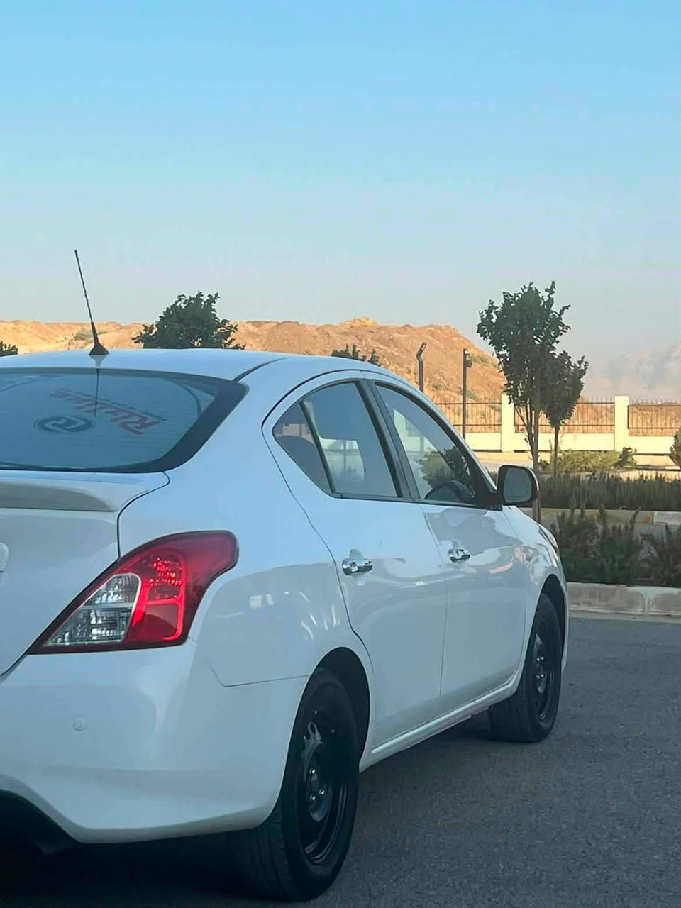 نيسان صني • ٢٠٢١ • بدون دهان