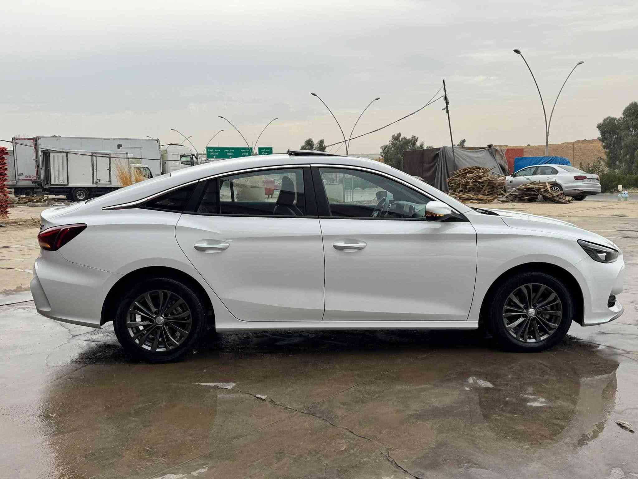 MG GT 2025 Full 
مواسەفات : پێش و پشت لید ، ولی کەپ ، ئاوێنە ئیشاڕە ، ئاوێنە شەفت ، سلایت ، پێنج کامێرا ، کوشن جلد 
سبوغ تەعدیل تەزرە گێڕ مەکینە بەشەرت 
نرخ : 117$ 
مکان : اربیل معرض باز کارس 
*********** أربيل, العراق
