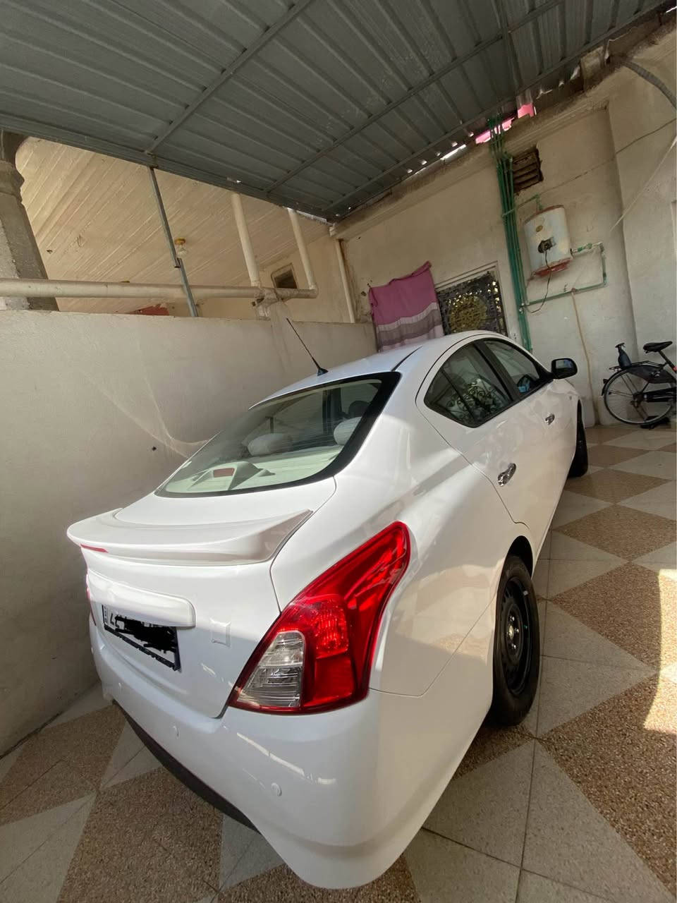 السلام عليكم نيسان صني هندي مديل 24سياره جديده وضع شركه بيه 3قطع صبق بدون ضربه قويه بل خليجً سياره مكينه كير تبريد حداده خير من الله مشايه 19الف مكاني بصره ابي الخصيب سعر 114بيه مجال قليل حك جيه *********** بعقوبة, ديالى
