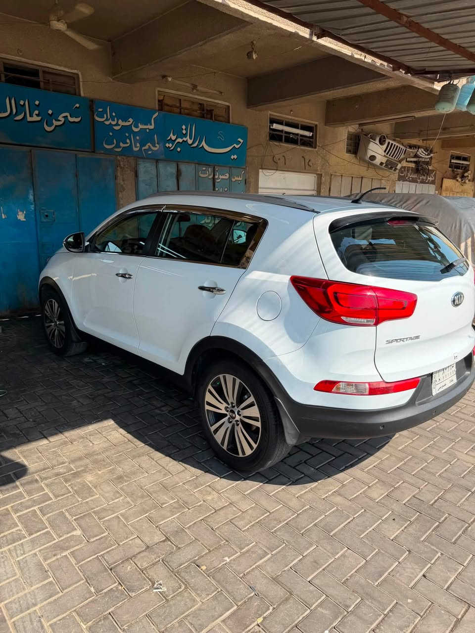 اسلام عليكم كيا اسبورتج ٢٠١٦ خليجي محرك ٢٠٠٠دوش بيهه قطعتين تبديل بنيدو جاملغ ايسروبيهه بارد قطعتين السياره كلش نضيفه تخم تاير تبريد كله جديددوشمه جديد سعر١٣٨وبيهه مجال عنوان بغداد الطالبية ***********
