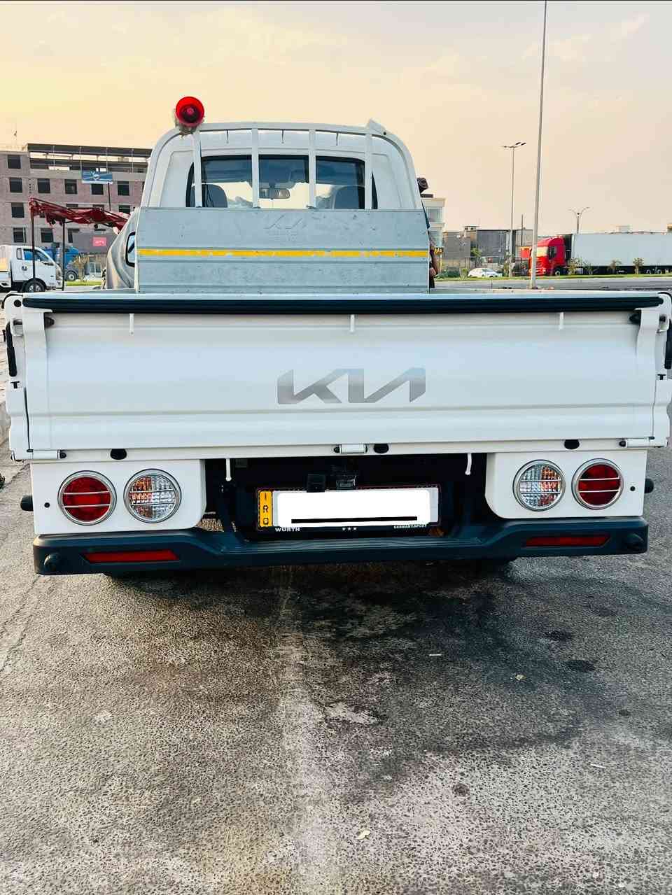 سلام عليكم سياره كيه بنكو لل بيع كفاله عامه مابيهه بس هاي ضربه موديل
2025 رقمهه بصره تحويل ثاني يوم السعر
168 ورقه الاستفسار ***********
