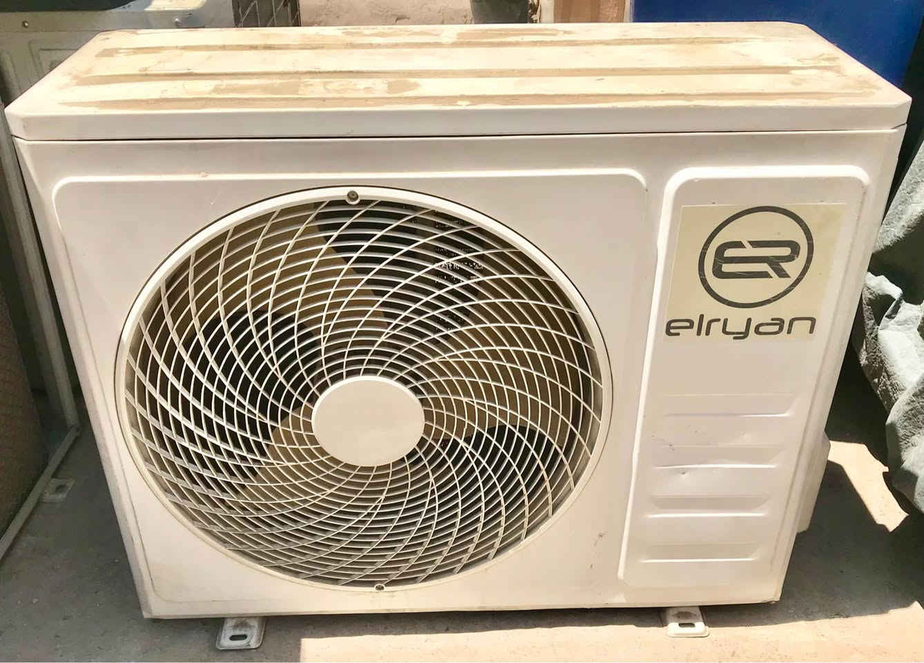 للبيع قطع خارجيه فقط طنين و طن ونص 
‎شغالات شرط تبريد وضمان/ بلاد على وضع شركه 
‎سعر قطعه وحده 250
‎الاتصال *********** عمارة, ميسان

