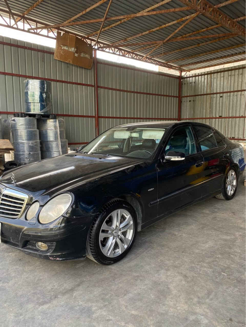 Mercedes E class 2009 
بؤ فرؤشتن و گؤرينه وه 
فول مواسه فات بئ سلايت 
2 پارجه ى سبوغه بئ زؤرى سه قفى كالبونه وه ى هه يه 
گير و مه كينه ى به شه رت 
4 تايه و ويلى تازه 
14 وه ره قه غرامه ى له سه ره دواى معامه لا ده يگه رينمه وه 
سعرى 93 معامه لايه كى برايانه 

ژماره *********** *********** واتس ئاپ و كؤره ك 
ژماره *********** 
￼￼ أربيل, العراق
