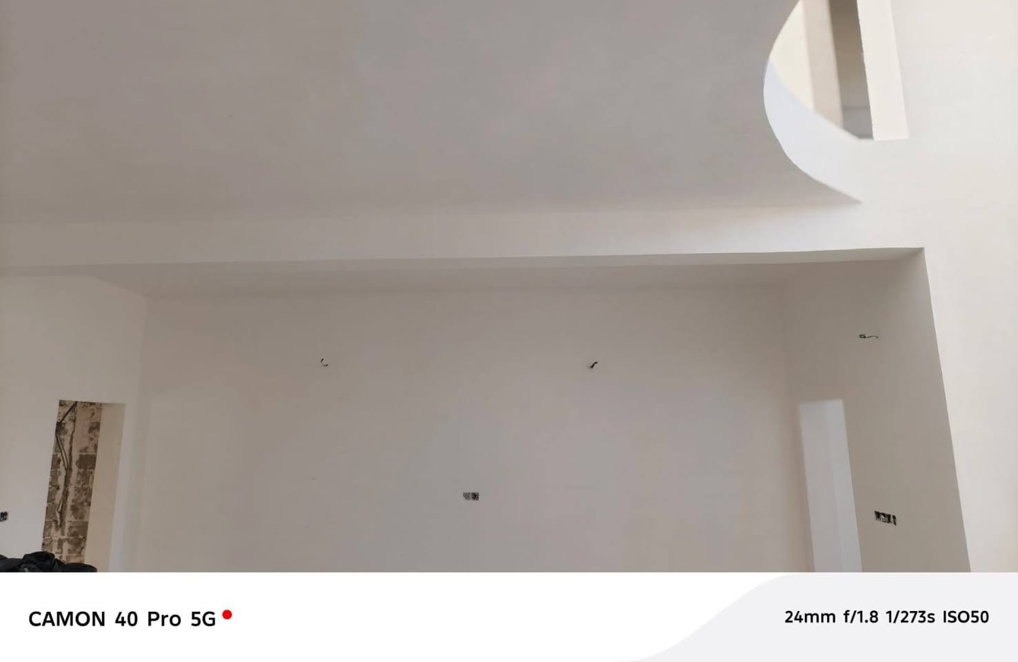 السلام عليكم كادر بياض ومخمر من الموصل كرستا وعمل الكادر من الموصل سعر المتر 6الف//***********♕♕/***********
