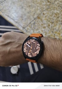 ساعتين هواوي للبيع   جي تي 4 السعر 120    جي تي 3 السعر 100  الملحقات ...