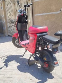 عندي دراجه شحن ار 9 سرعه 109 الحقيقي 60بطاريات جدد ملف 2000تايرات جوبل...