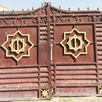 باب حوش • للتواصل