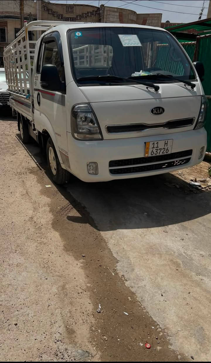 السلام عليكم كيا بنكو 2700 موديل 2020 مكفولة كفالة عامة كشر ومكينة وكير واكسل وشاصي رقم بغداد الدولي وباسمي السعر 135 المكان بغداد السيارة جاهزة اي نقص مابيهة الرقم ***********
