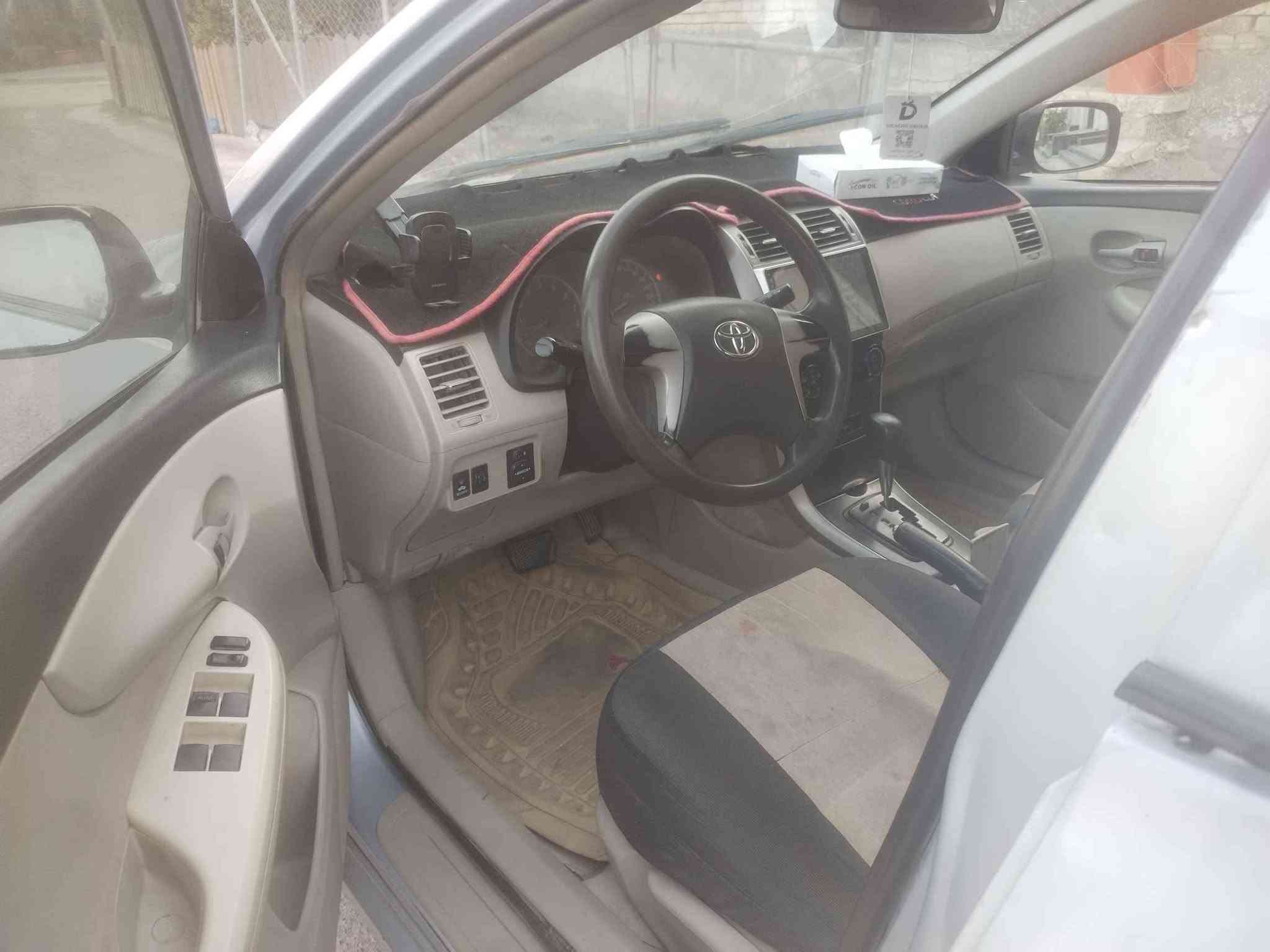 ٢٠١٣ • صبغ ٦ قطع • بغداد