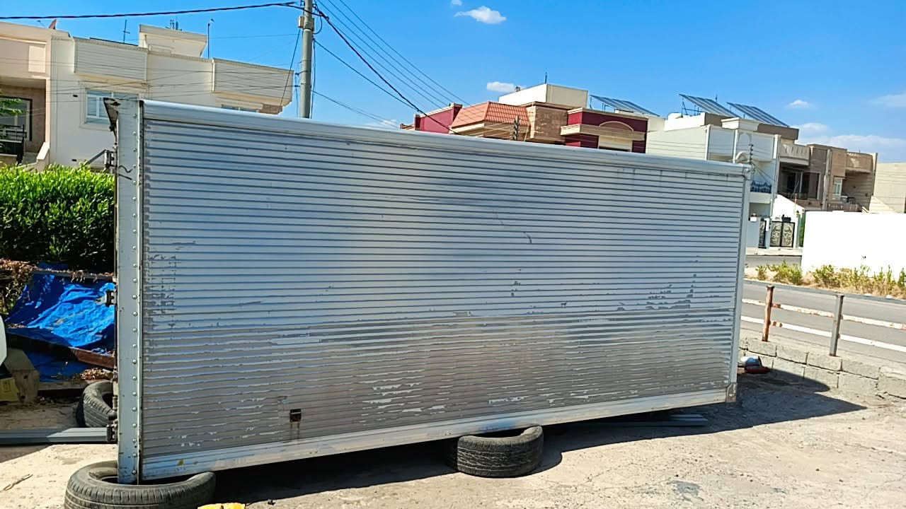 سلام علیکم
براد بلادی مال کنتر  مال هونداا جدید مزبوت بشرط 

تول ٤.٥ عالی ٢ متر  مکان سلیمانیە 

***********

***********
