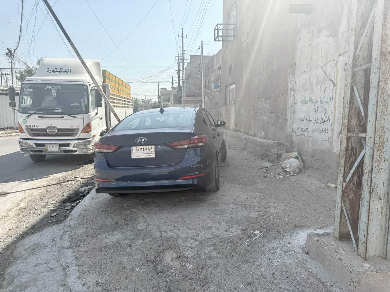 الانترا 2017 فول بصمة فتحة وارد امريكي حادث خلفي كير محرك تبريد خير من الله الدعامية امامية تجاري الخلفية صبغ باب جهة السكن حادث بالعراق صبغ نقص زوج تايرات وصدر امامي خلفي نص عمر باقي التفاصيل ع خاص 
مكاني الشعب حي الجزائر 
رقم الهاتف /***********
