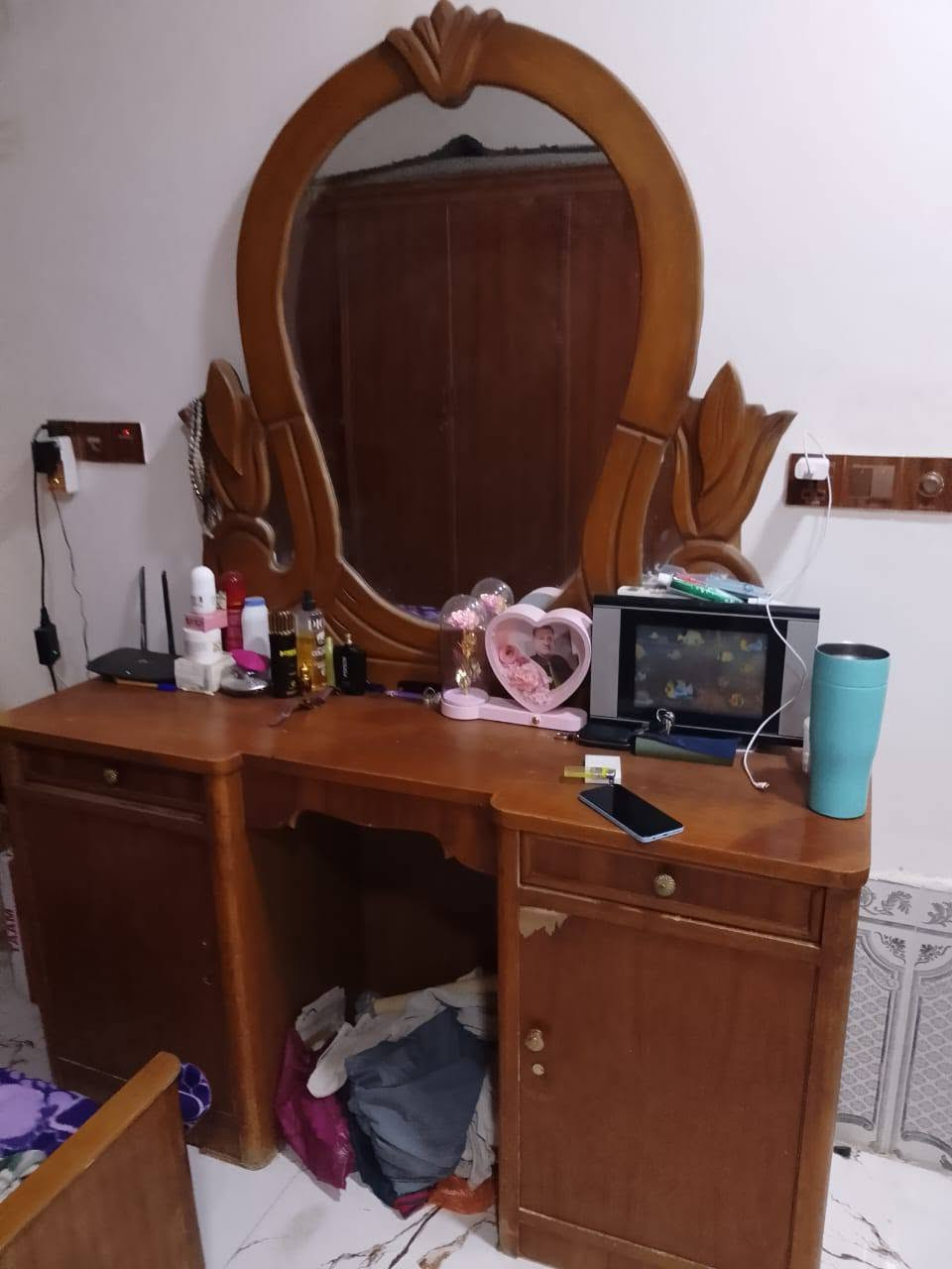 اخشاب للبيع معه شاشه ***********
