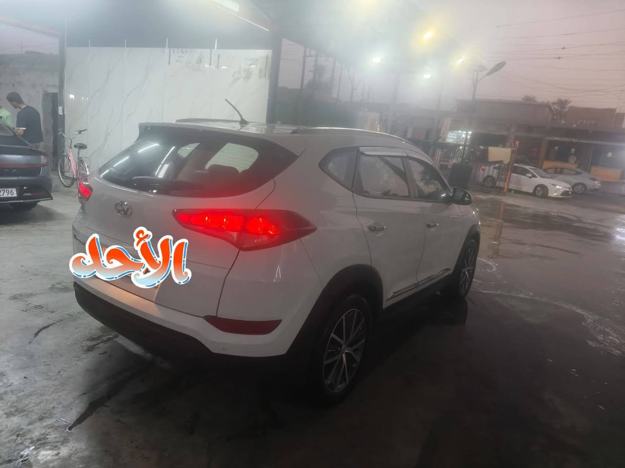 توكسان خليجي مكفول عده صبغ شبر تقشير باب الجنطه والباقي كفاله السعر 161وبيها مجال ***********

نص مكتوب في الصور:
- الأحد